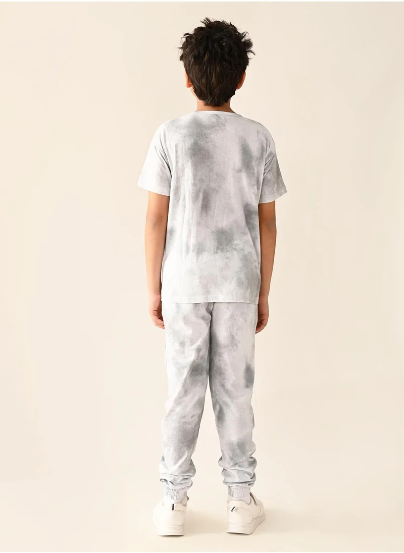 LILPICKS Funky Printed T-shirt with Jogger Set