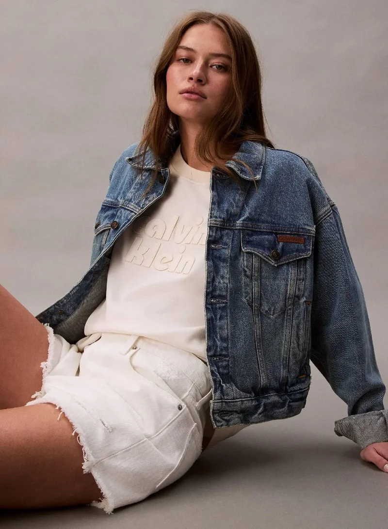 Calvin Klein Jeans Tofu Oversized Boyfriend T-shirt for Women | Best Price UAE