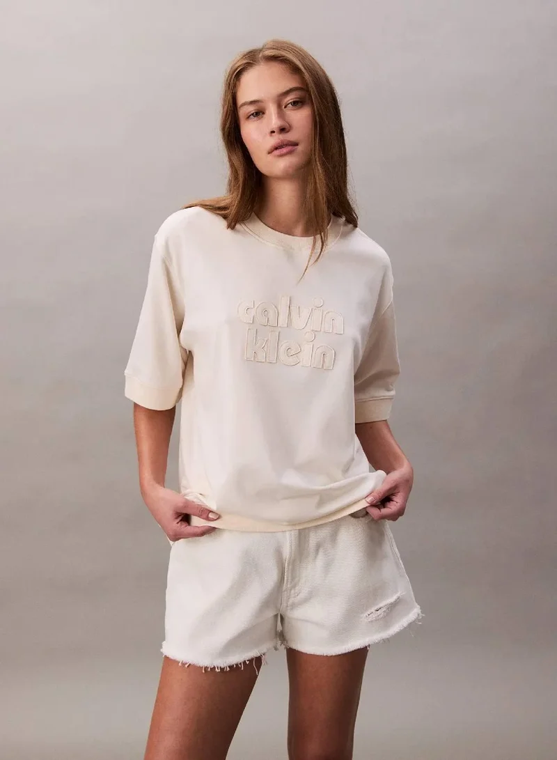 Calvin Klein Jeans Tofu Oversized Boyfriend T-shirt for Women | Best Price UAE