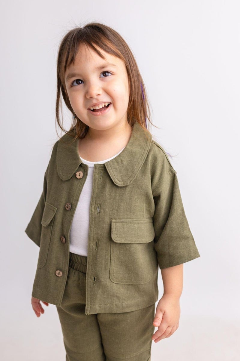 Oliven The Kid Khaki Linen Baby Collar Front Buttoned Flap Pocket Short Sleeve Girl Jacket - Image 3