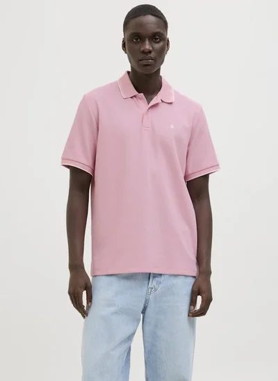 جاك اند جونز تيشيرت بولو بطبعة شعار