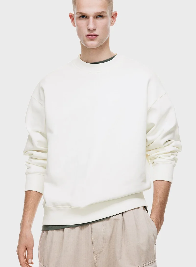 H&M Oversized Sweatshirt