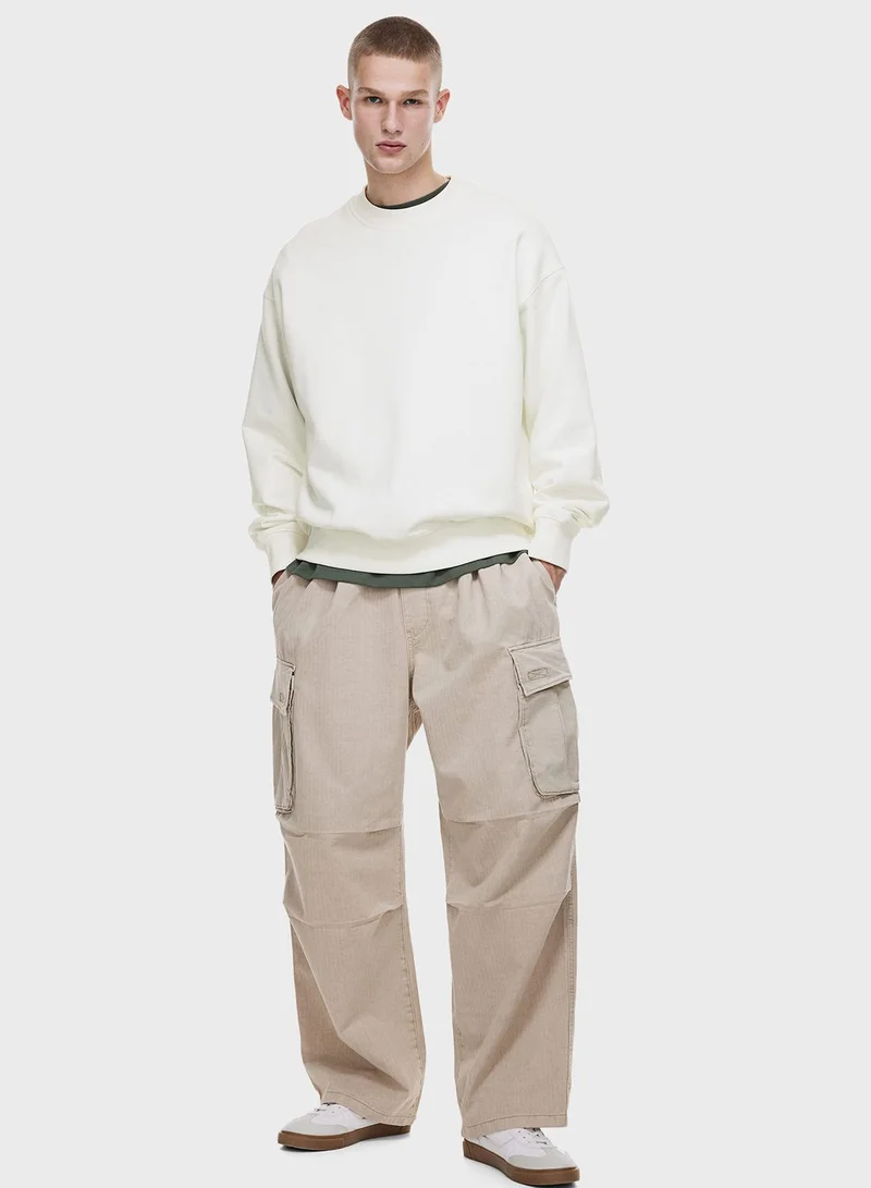 H&M Oversized Sweatshirt