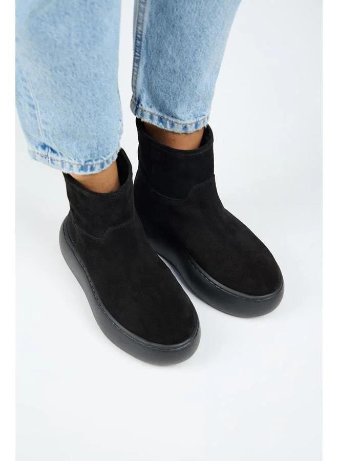 Manijero  Gemma Women's Genuine Leather Smooth Fur-Trimmed Black Boot. for Women | Best Price UAE