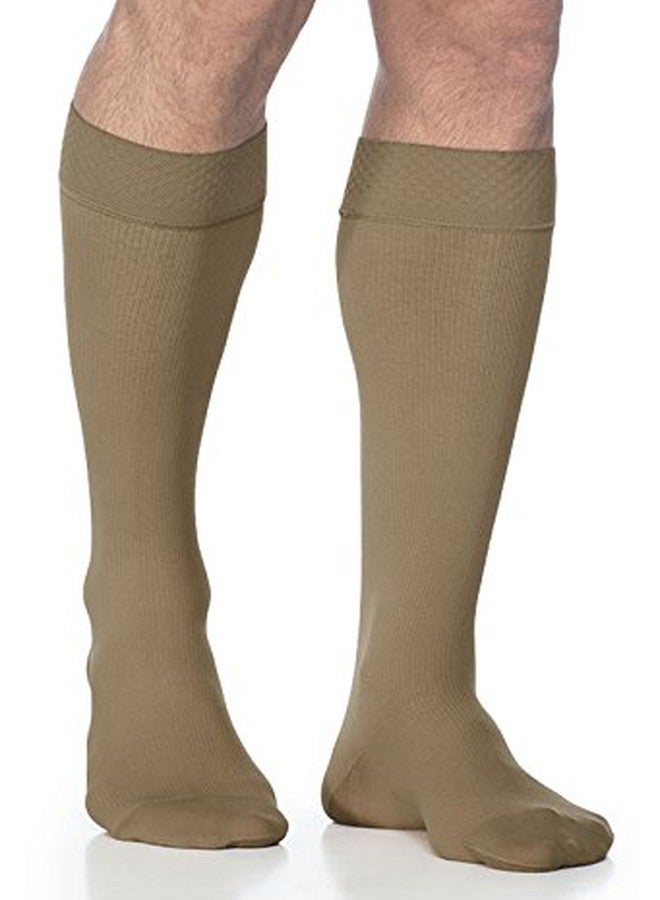 Sigvaris Midtown Grip-Top Knee Men 20-30mmHg(ML-tan) - Image 1