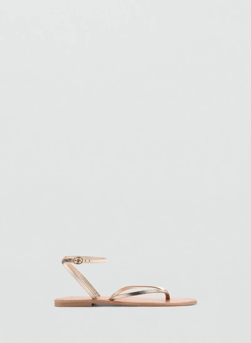 Metallic straps sandals