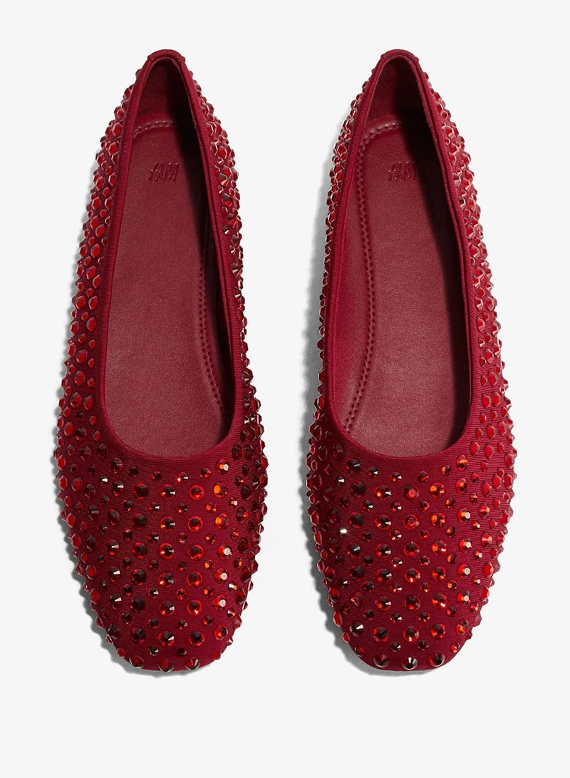 اتش اند ام حذاء باليه مزخرف