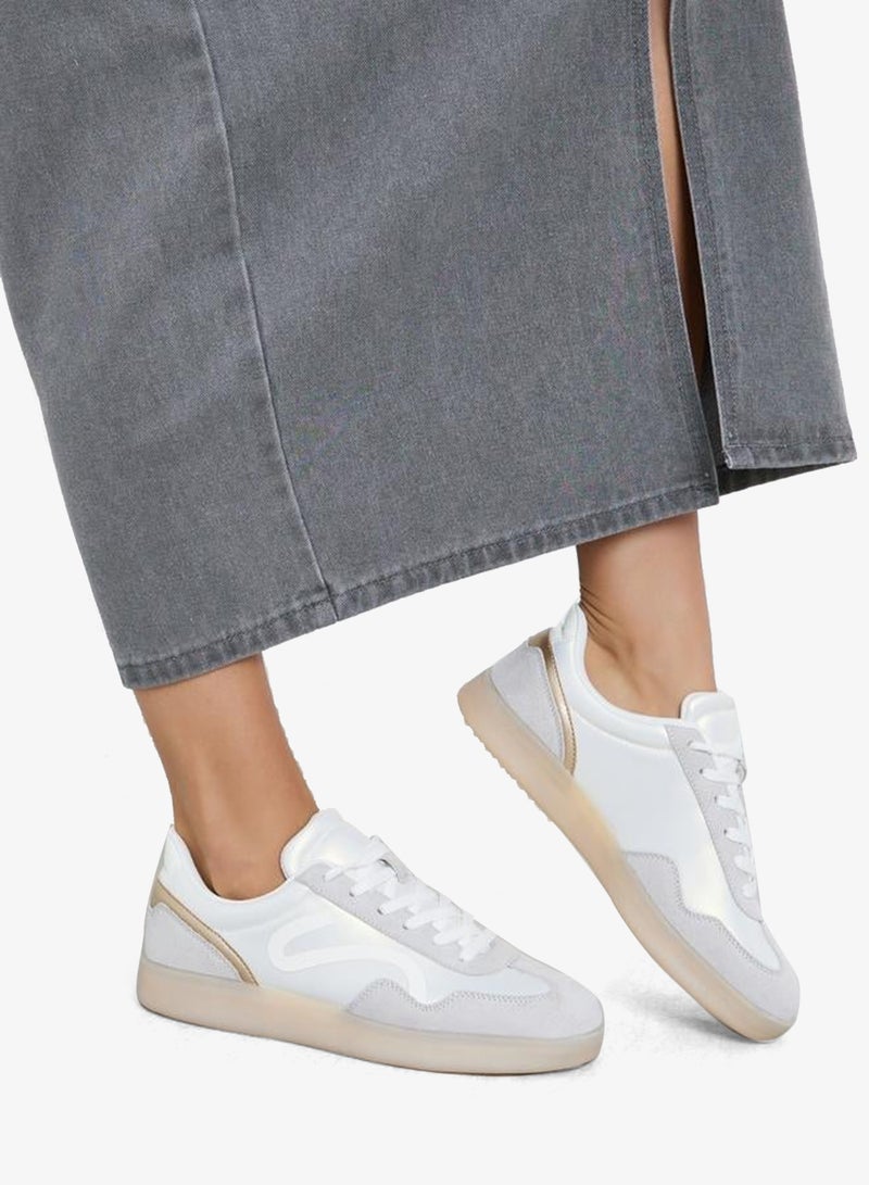 ستايلي اكتيف حذاء سنيكرز بتفاصيل بارزة الملمس - Image 2