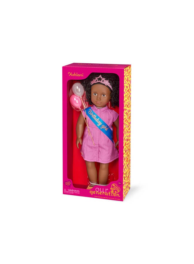 Our Generation دمية عيد الميلاد بطول 18 بوصة - عيون بنيّة حيوية وشعر أسود مجعد - فستان وردي وإكسسوارات حفلة - لعب تمثيلي - ألعاب للأطفال من عمر 3 سنوات فما فوق - كيهلاني - Image 1