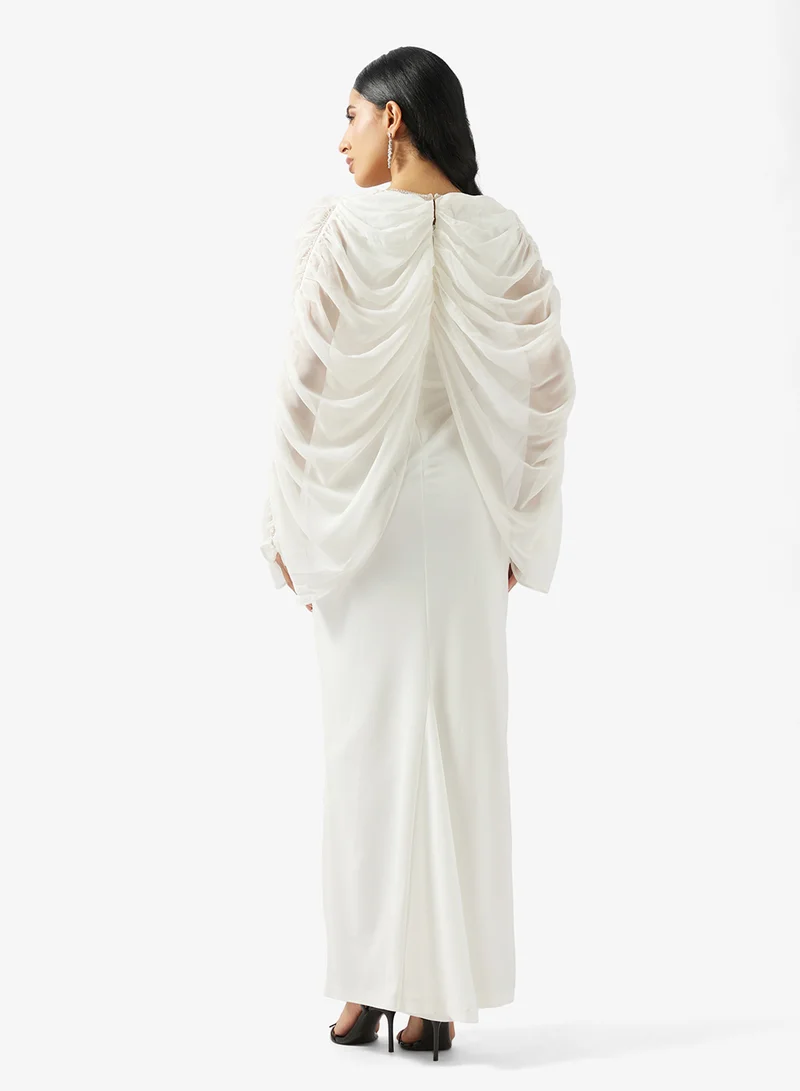 جولدن ابل فستان ماكسي بياقة على شكل حرف