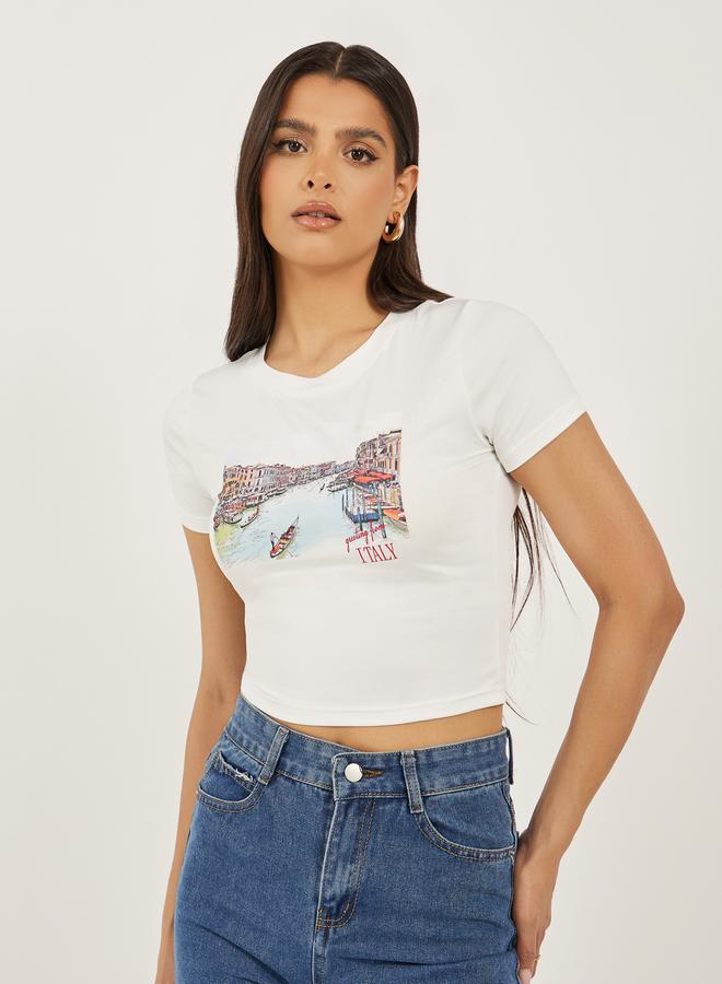 Styli Sceneric Graphic Print Cropped Fitted T-Shirt - Image 1
