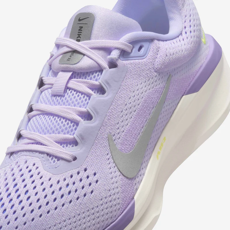 Nike Women's Winflo 11 Road Running Shoes