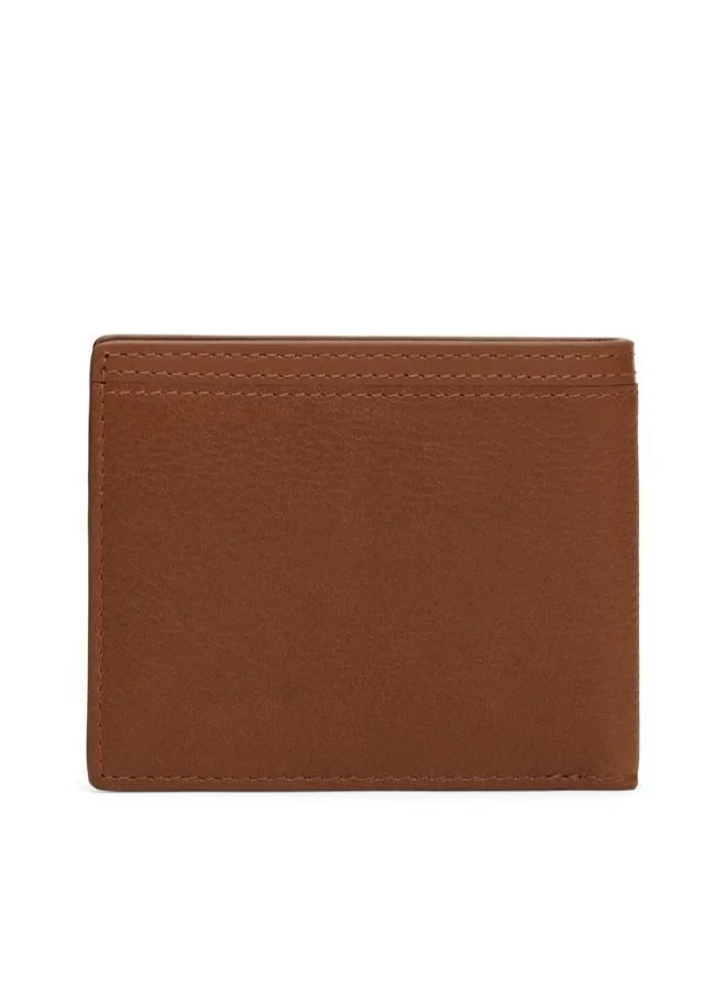 تومي هيلفيغر محفظة بطاقات ائتمان جلدية بشعار الشركة