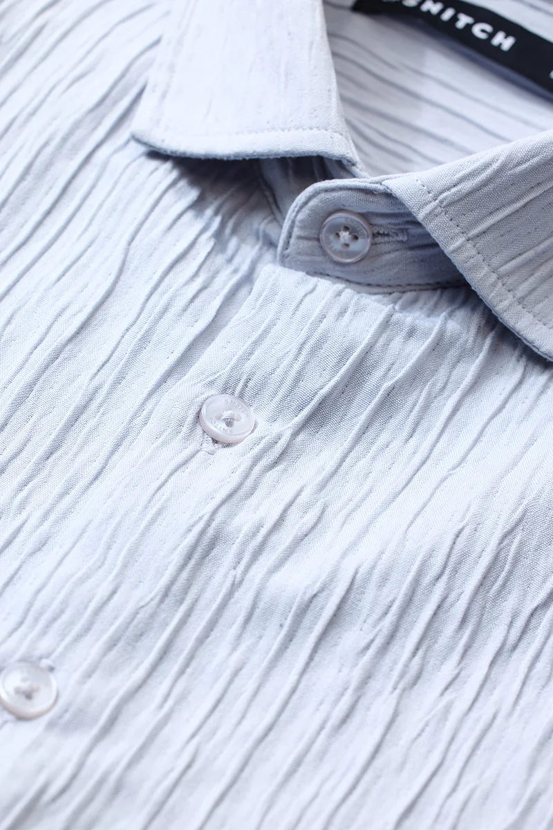 SNITCH قميص أزرق فاتح بقصة ضيقة وكسرات