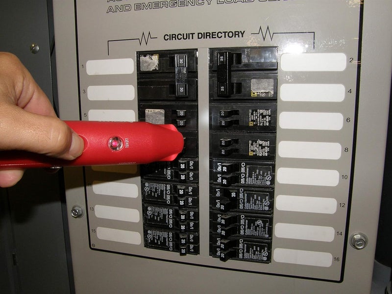 Triplett Fox & Hound HotWire 3388 Live Wire Circuit Tracing Kit with Tone Generator and Probe - Image 4