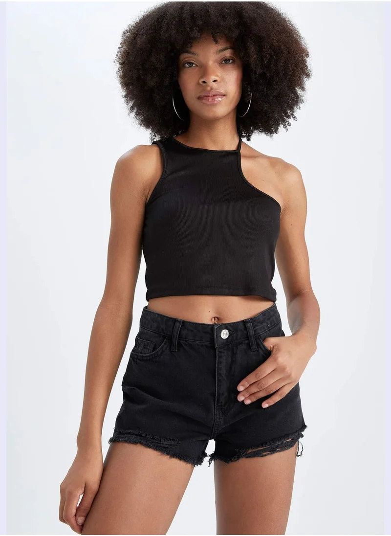 ديفاكتو Asymmetrical Halter Tank Top
