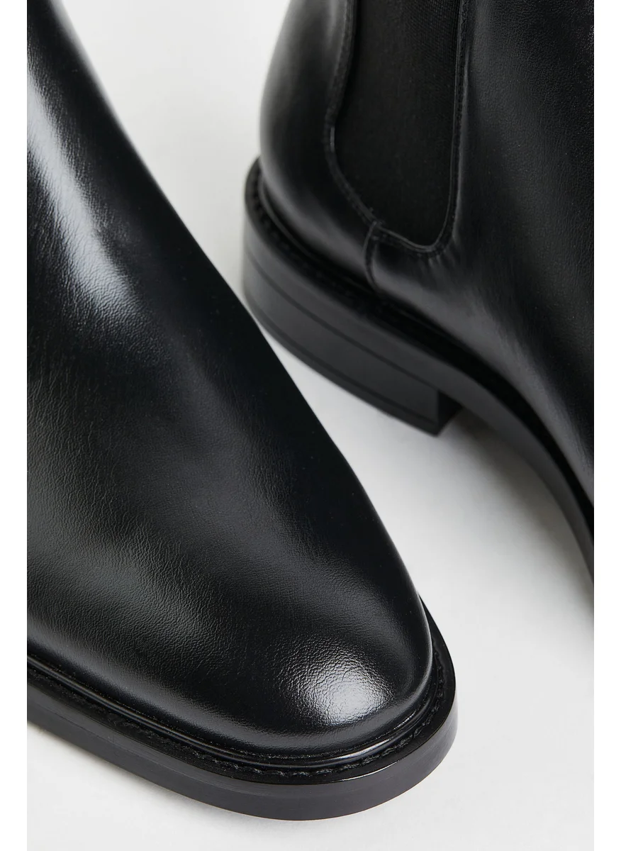 اتش اند ام Chelsea Boots