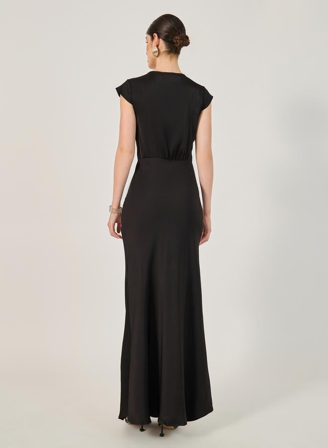 Styli Styli Plain Sleeveless A-Line Maxi Dress  - Image 5