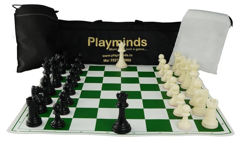 Playminds مجموعة شطرنج احترافية بحجم 20'' X 20'' مع لوحة شطرنج قابلة للطي من الفينيل الأخضر مع قطع بلاستيكية صلبة مع ملكات إضافية وحقيبة سوداء، للأطفال والبالغين - Image 1