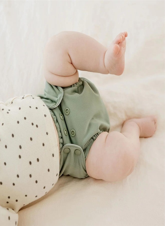 Esembly Try-It Kit - Cloth Diaper Starter Set with Organic Cotton Diapers, Waterproof Diaper Cover, Wet Bag, and Laundry Detergent - Aloe, Size 1 (7-18lbs) - Image 3