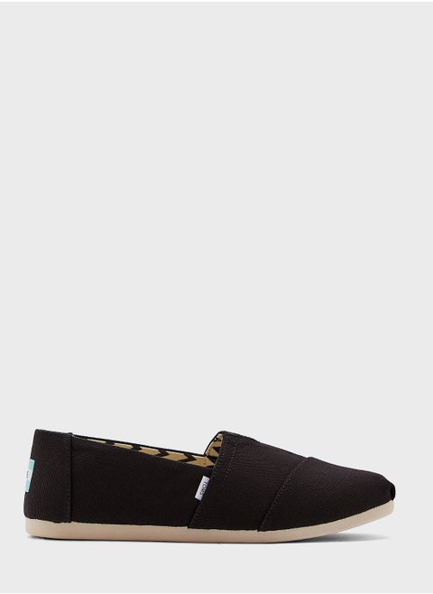 Alpargata Slip Ons