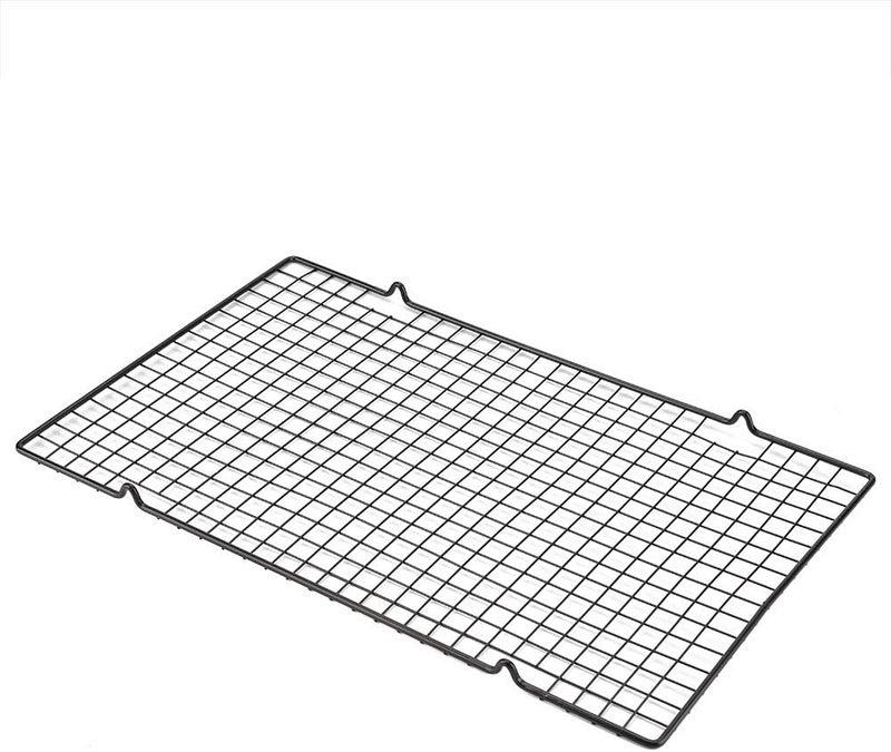 صينية طهي غير لاصقة من شركة Germer، رف خبز غير لاصق، مقاسات 15.94 × 9.84 × 0.59 بوصة، مزودة بثقوب صغيرة لخبز الكعكات - Image 4
