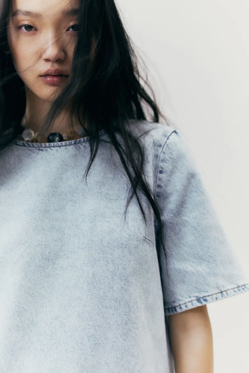 H&M Tie-detail denim dress