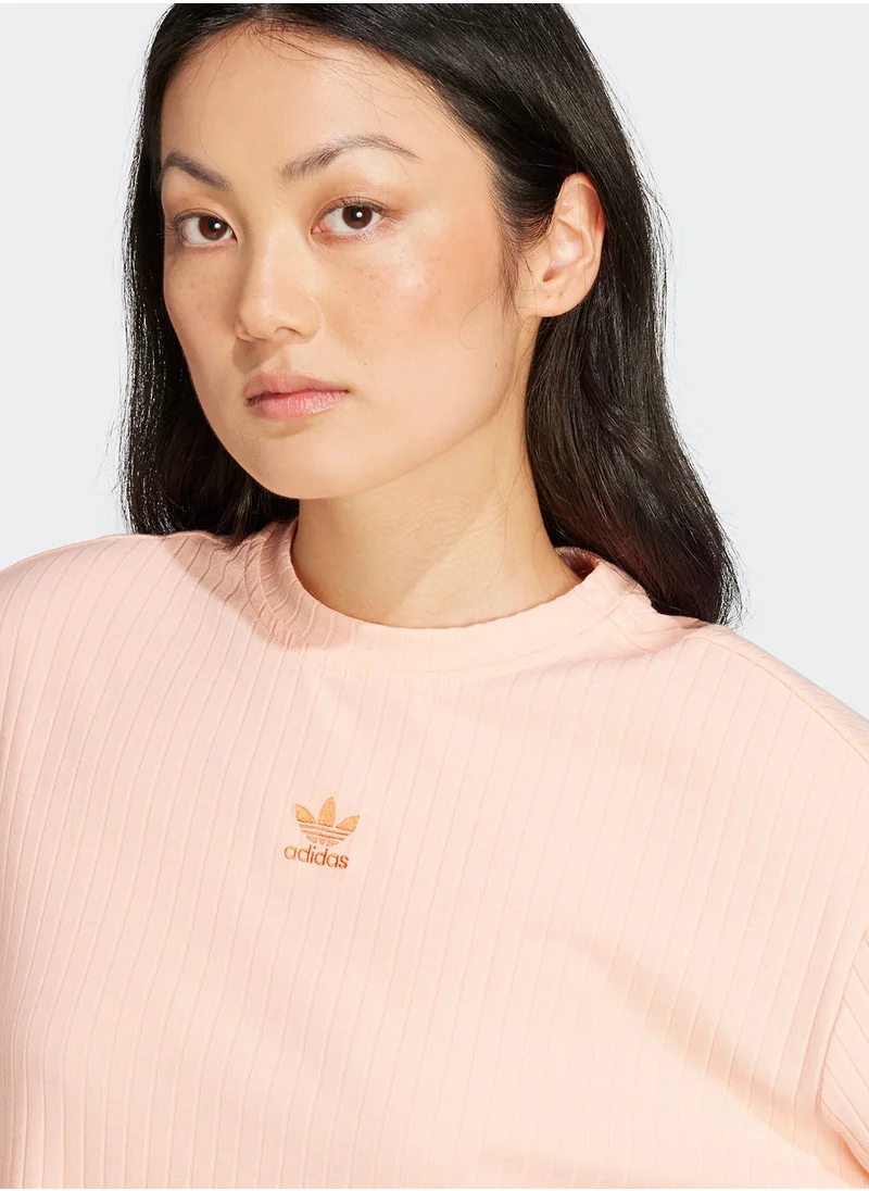 اديداس اوريجينالز Essentials Wide Ribbed T-Shirt