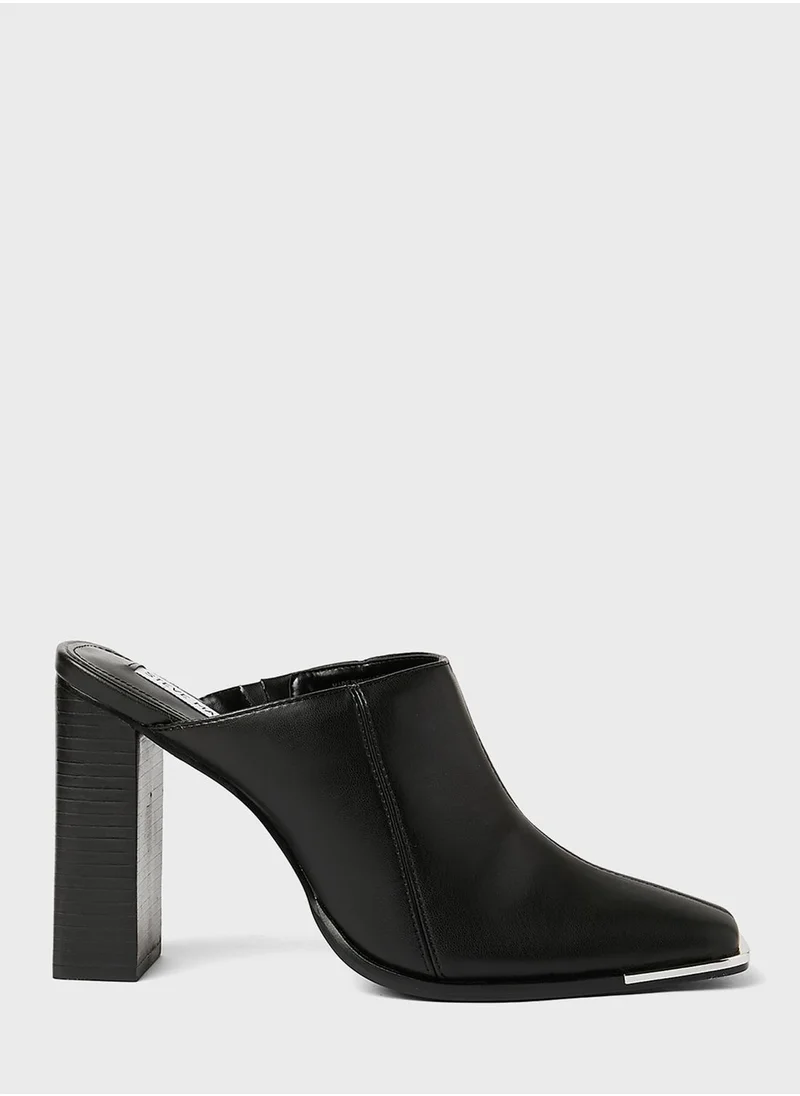 STEVE MADDEN Sadler High Heel Pumps