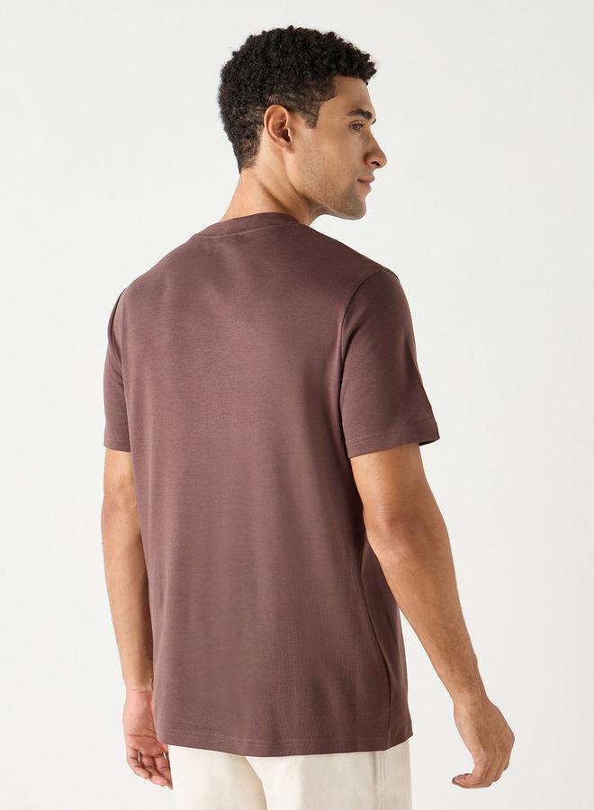 كابا تيشيرت بياقة ضيّقة وأكمام قصيرة وطبعات شعار من كابا - Image 3