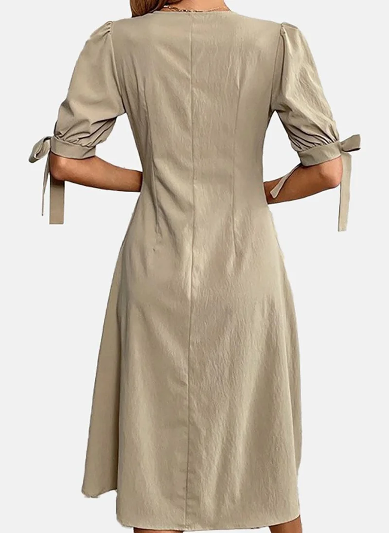 يونيكي Beige Basic Solid V Neck Half Sleeve Dress
