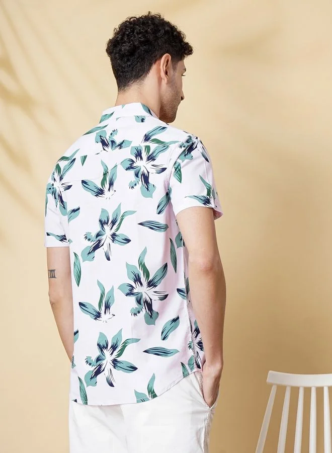 The Indian Garage Co Men Slim Fit Tropical Half Sleeves Spread Collar Resort Wear Shirt