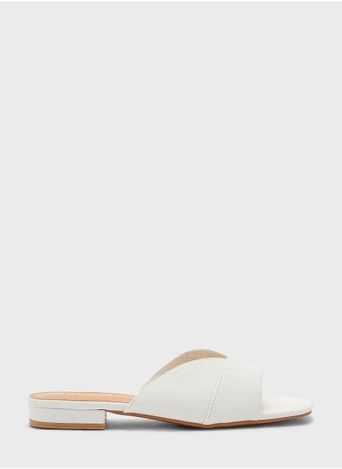Deep V Detail Flat Sandal