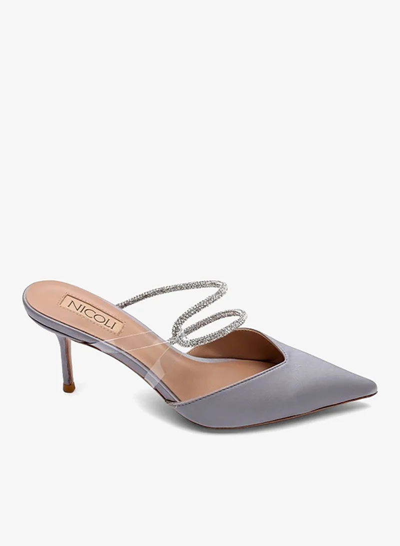 نيكولي سيستين