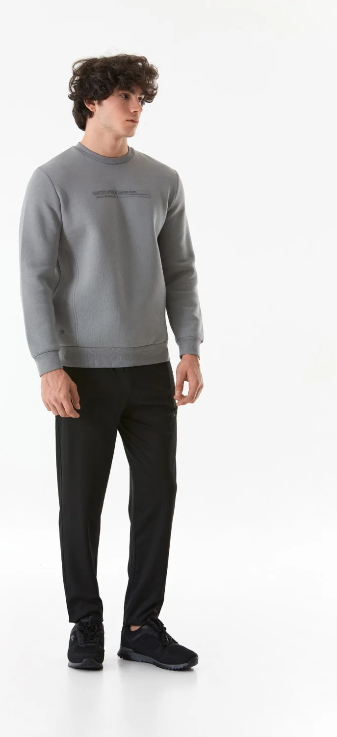 فولامودا Embossed Printed Crew Neck Sweatshirt