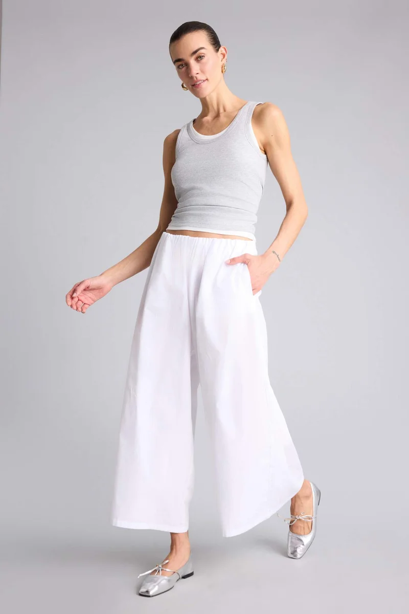ديفاكتو Wide Leg Regular Waist Poplin Trousers