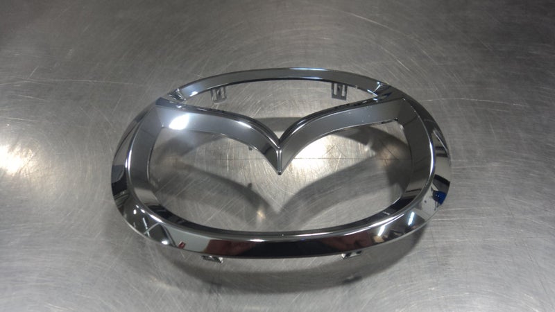 Mazda Emblem - KDY5-51-741 - Image 1