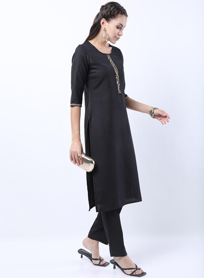 فيشود طقم كورتا نسائي أسود مطبوع مع دوباتا من ستايلي - Image 5