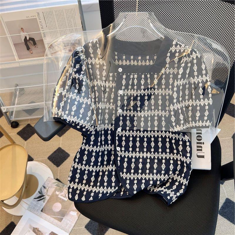 French Embroidery Floral Slit Puff Sleeve Short-Sleeved Shirt Top Feminine Loose Design Niche 2025 Summer - Image 4