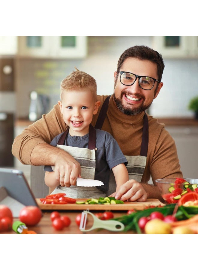 Soofam سكاكين مونتيسوري للأطفال للطهي الحقيقي، مجموعة سكاكين مطبخ للأطفال مكونة من 13 قطعة تشمل 4 سكاكين بلاستيكية ذات حواف مسننة، قاطع تجاعيد، مقشرة على شكل Y، ألواح تقطيع وسكين آمن للأطفال من الخشب - Image 4