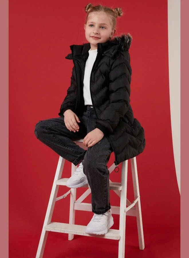 ليلا معطف شتوي بغطاء رأس قابل للإزالة وبطانة فرو صناعي للبنات