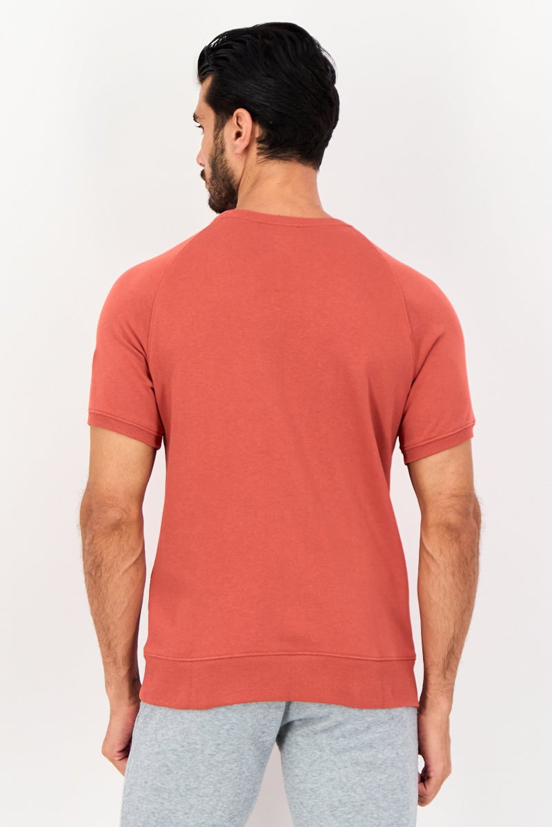 UNDER ARMOUR تي شيرتات رجالية قصيرة الأكمام مناسبة للأنشطة الخارجية، صدئ - Image 4