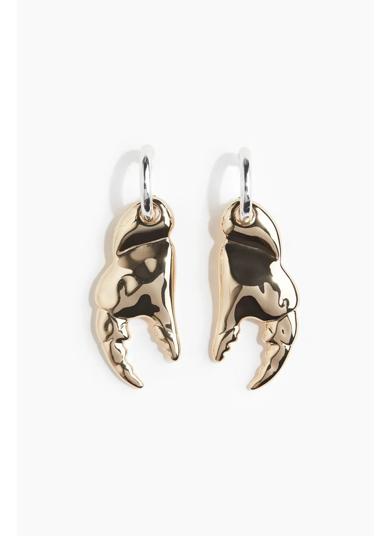 اتش اند ام Claw-pendant earrings