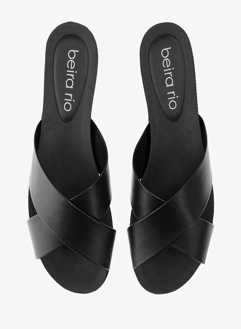 Beira Rio Black Flat Sandals for Women – Stylish Ladies Flat Sandals & Comfortable Flat Slippers for Women | Best Price UAE