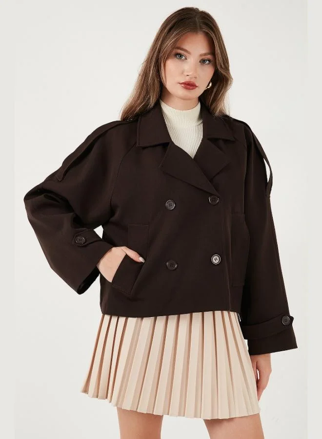 ليلا معطف ترنش قصير مبطن مزدوج الصدر بأزرار للنساء من ليلا