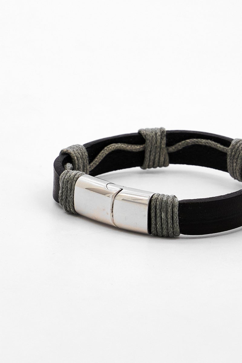 Steeltime Men Leather Bracelet With Grey Thread And Stainless Steel Clasp, Black - Image 2