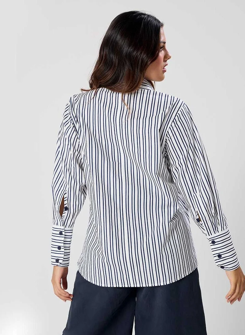 زجزاج قميص بني بأكمام واسعة