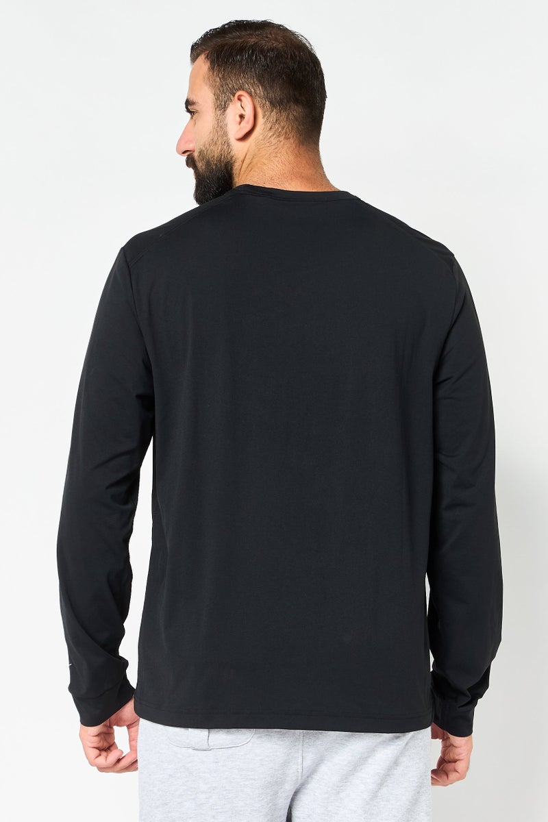 Nike Men Sportswear Fit Long Sleeve Running T-Shirt, Black - Image 4