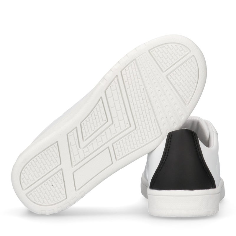 Calvin Klein Jeans Youth Low Cut Lace Ups Sneakers - Image 5