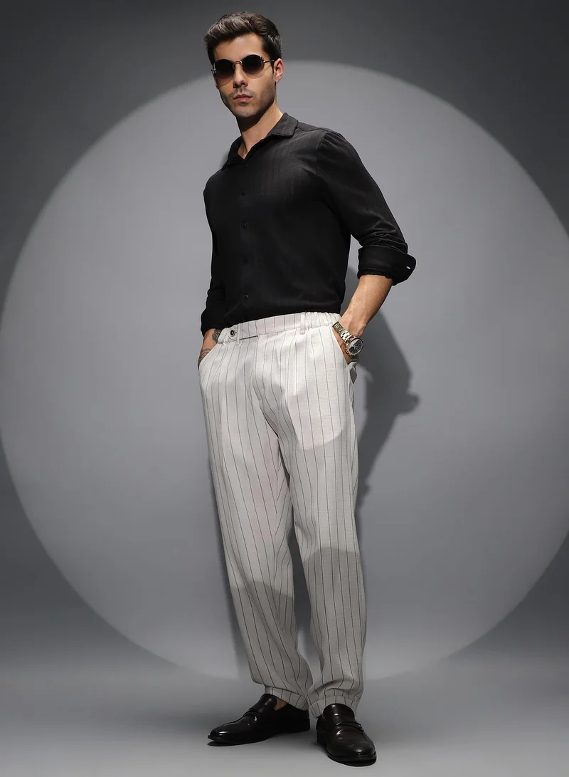 Campus Sutra Men's Daisy White Pinstripe-Pleated Chino Trousers For Casual Wear | Mid-Rise | Regular Fit | Hook & Zip Closure | Trousers Shirt Crafted With Comfort Fit For Everyday Wear